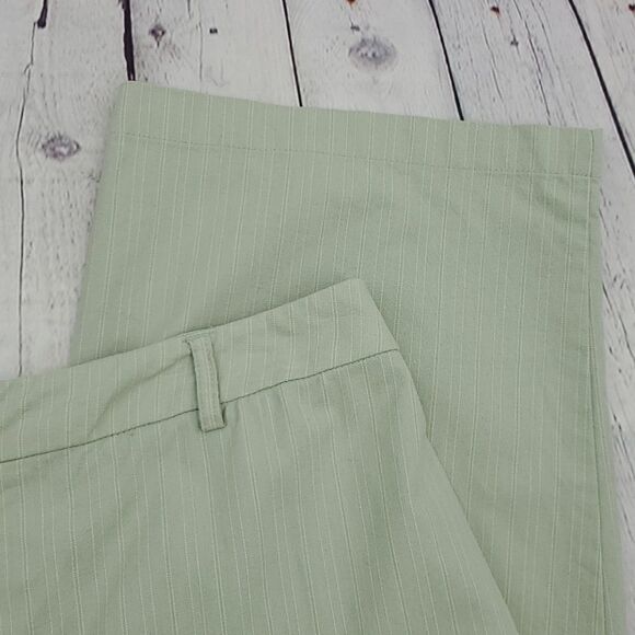 Croft & Barrow Classic Stretch Capris Soft Strips Women Pants Size 12 - Picture 13 of 16